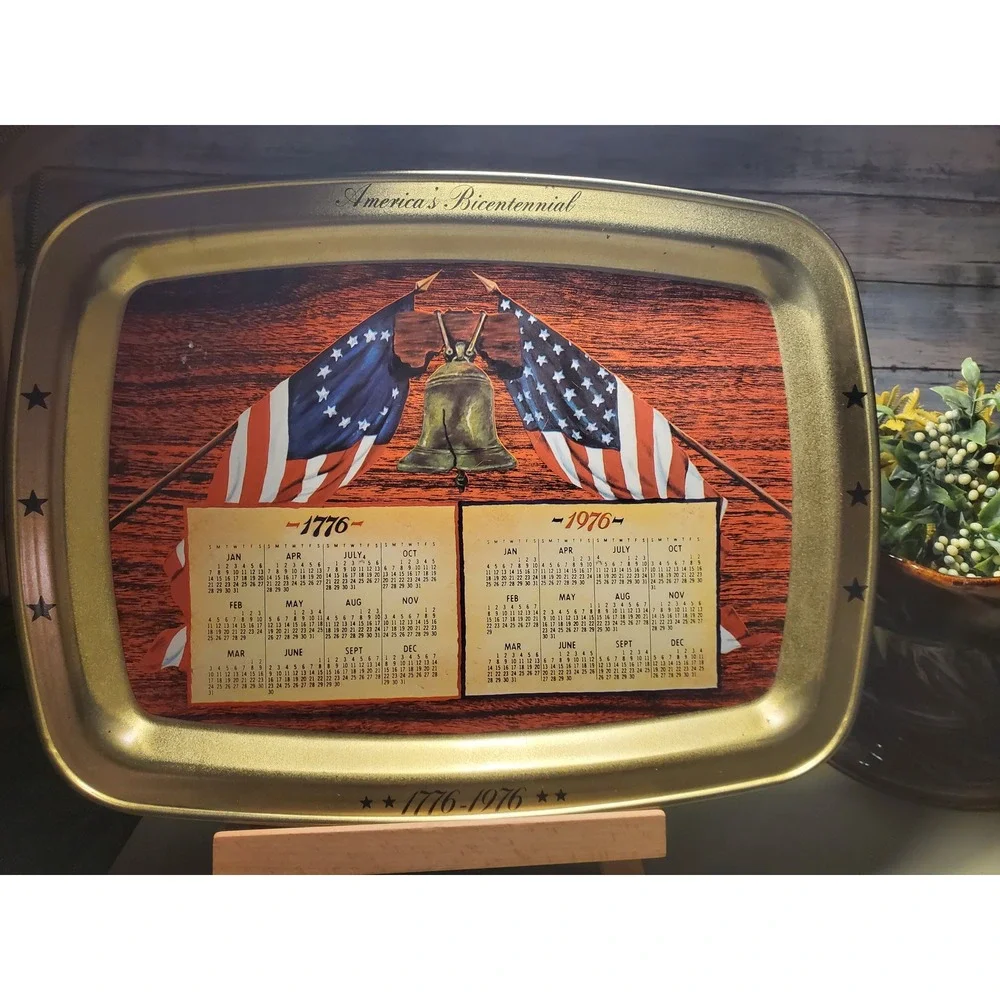 Americas Bicentennial Serving Tray‎ 1776 1976 Vintage Metal Calendar Design